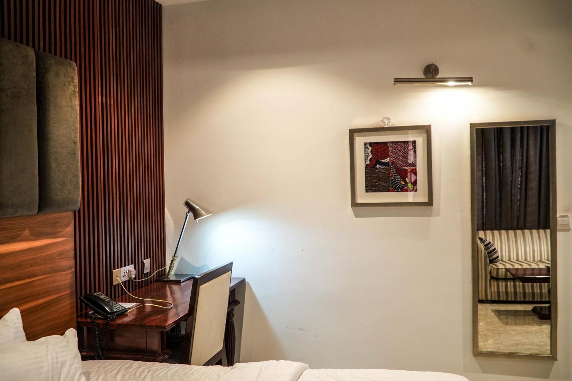 Amor Hotels Abuja Eksteriør bilde