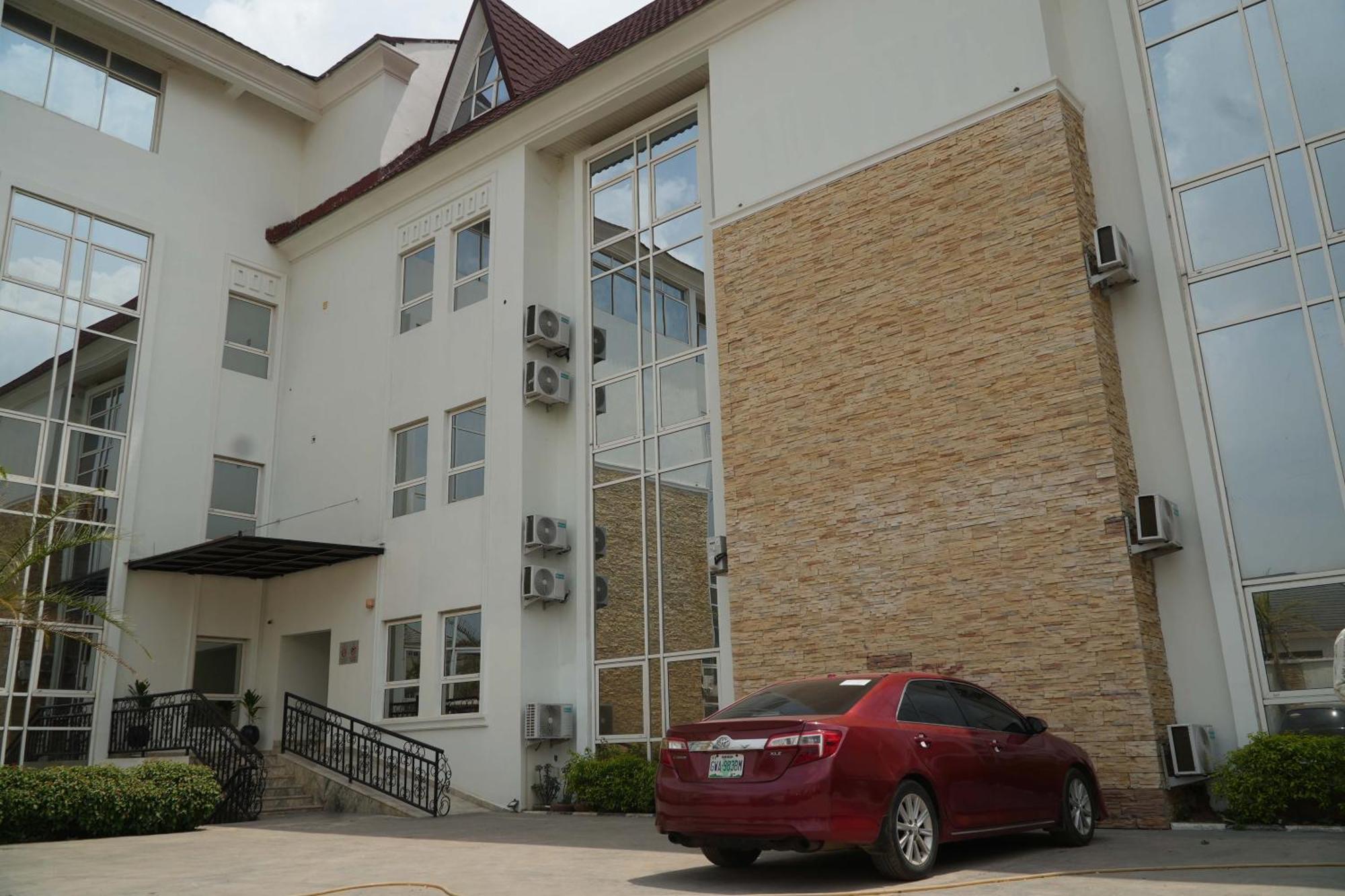 Amor Hotels Abuja Eksteriør bilde
